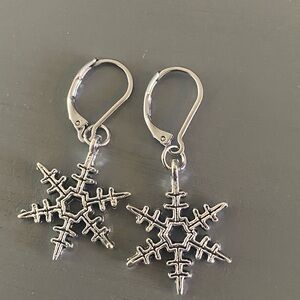 Handmade Silver Snowflake Dangle Earrings